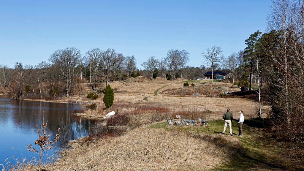 nedlagd golfbana från ovan