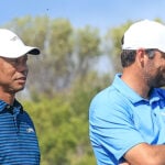 golfspelarna tiger woods och scottie scheffler