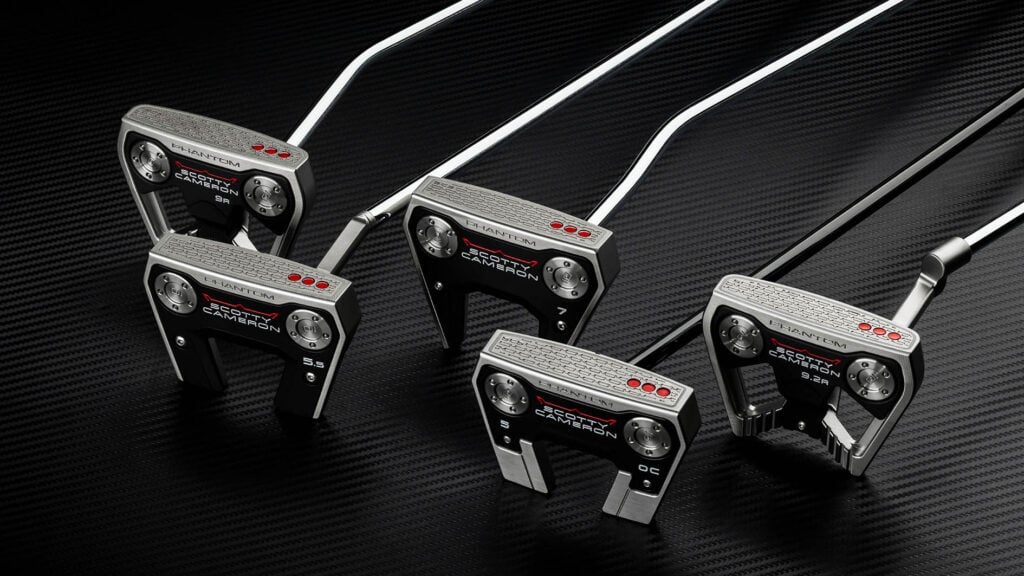putters från scotty cameron i studiomiljö