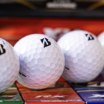 fyra golfbollar från märket bridgestone