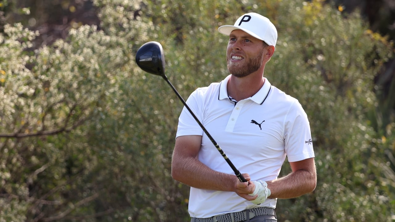 Jesper Svensson svingar