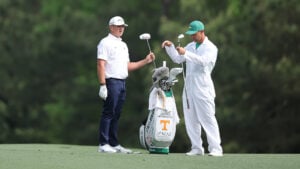 golfspelaren Jackson Herrington på golfbanan Augusta National i Georgia, USA