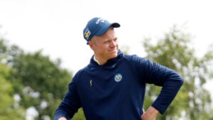 golfspelaren albert hansson i landslagskläder