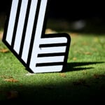 teemarkering på golfbana