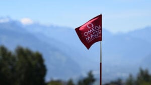 flagga på golfbana